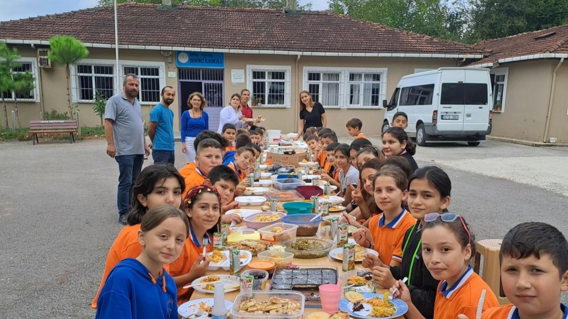 Beslenme Dostu Okul Projesine Kahvaltı Proğramıyla Başladık